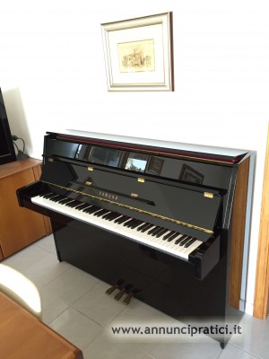 Pianoforte YAMAHA c 108 semi nuovo