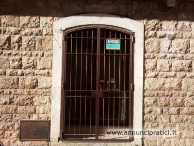 Locale Commerciale affittasi a Bitetto (BA)