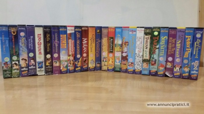 VIDEOCASSETTE DISNEY