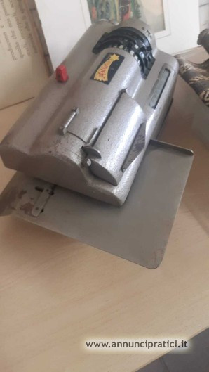 Vendo macchina per valori affrancati vintage