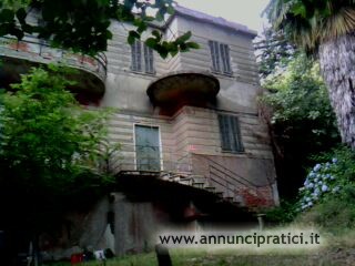 PRESTIGIOSA PALAZZINA BIFAMILIARE D'EPOCA